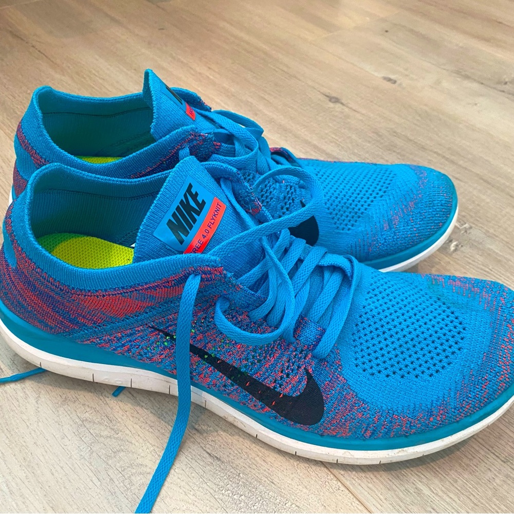 Men’s Nike Free 4.0 FlyKnit sneakers